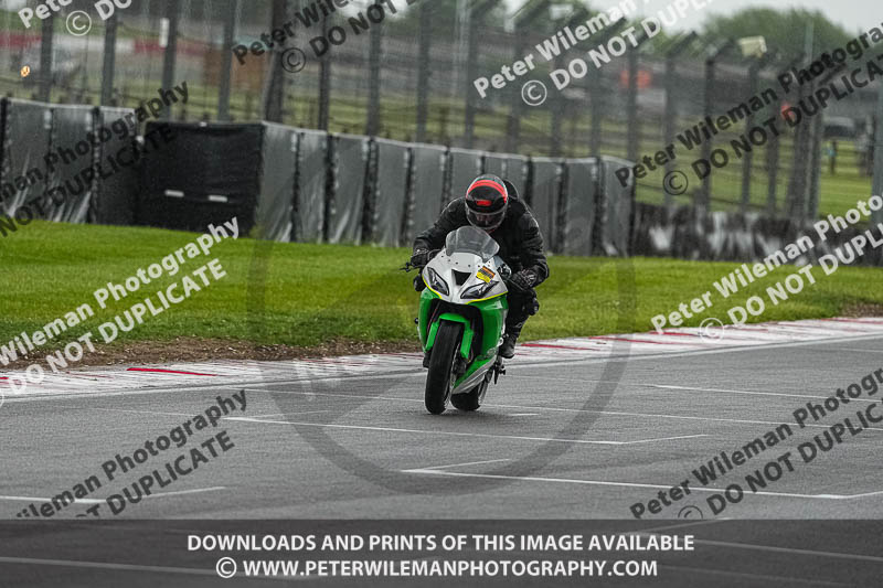 donington no limits trackday;donington park photographs;donington trackday photographs;estoril;event digital images;motorbikes;no limits;no limits trackdays;peter wileman photography;portugal;trackday;trackday digital images;trackday photos